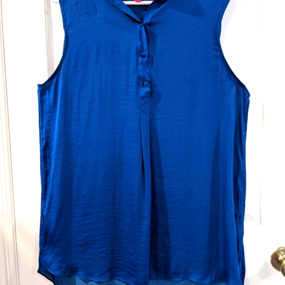 Vince Camuto Sapphire Blue Tunic 💙